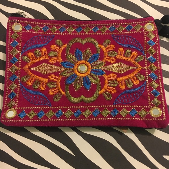 Wristlet bag - Picture 1 of 7